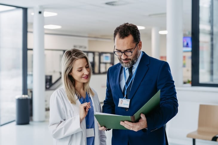 gestao de fornecedores - feegow clinic